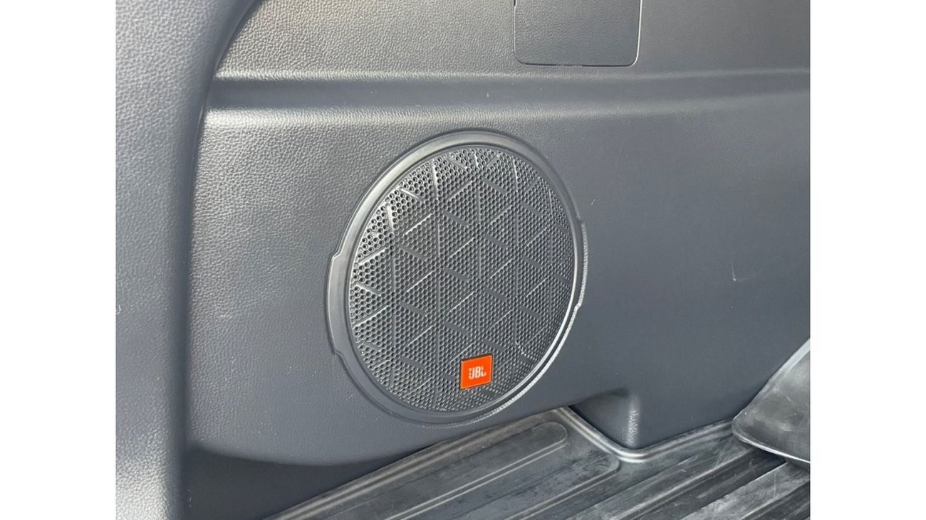 Toyota RAV4 2021 TOYOTA RAV4 XLE PREMIUM HYBRID 4x4 FULL OPTIONS IMPORTED FROM USA