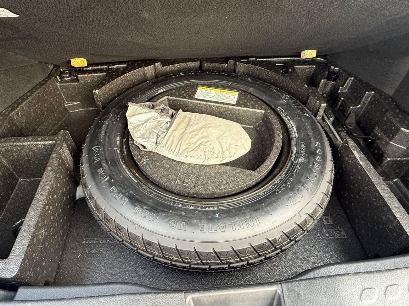 Toyota CHR LIMITED,LEADER SEAT,PUSH START, STICKER 2023 MODEL