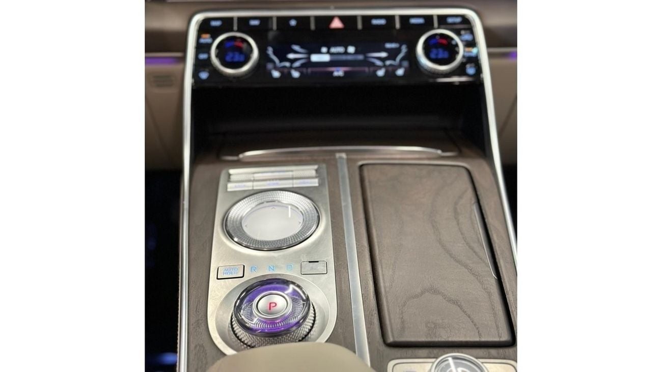 Genesis GV80 AED 3,679pm • 0% Downpayment • Royal • Agency Warranty & Service Contract!