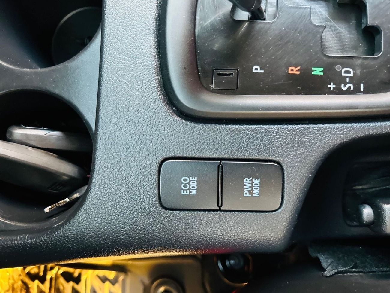 تويوتا هيلوكس Toyota Hilux SR5 2020 Upgrade 2024 V4 2.7L LHD
