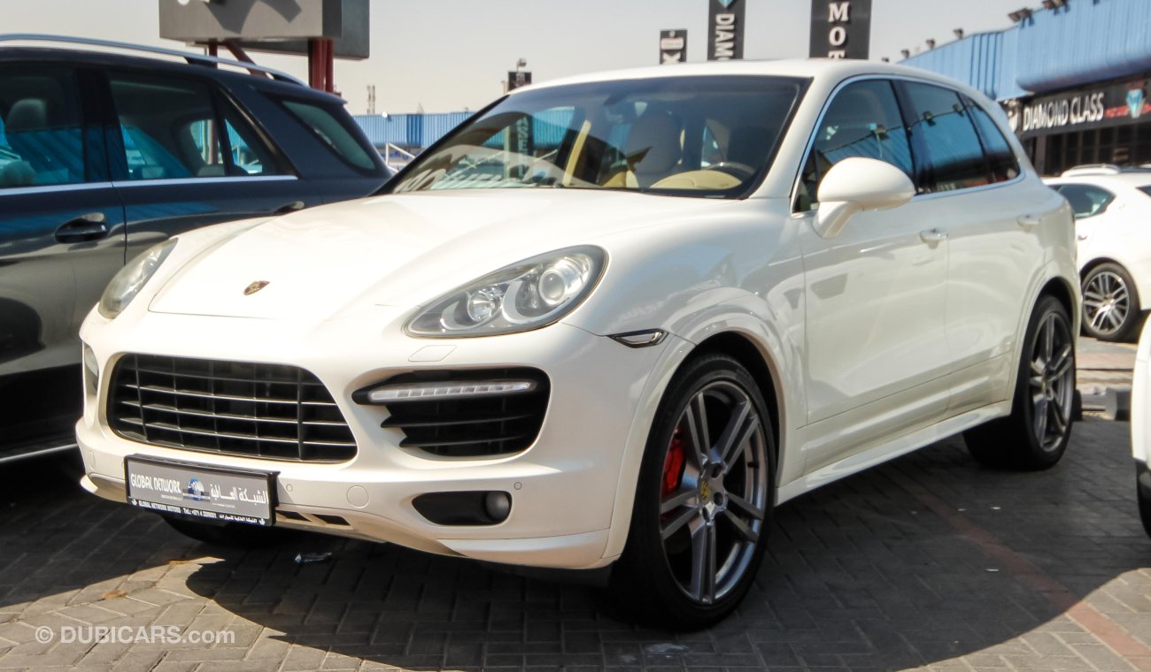 Porsche Cayenne S With Cayenne GTS Badge