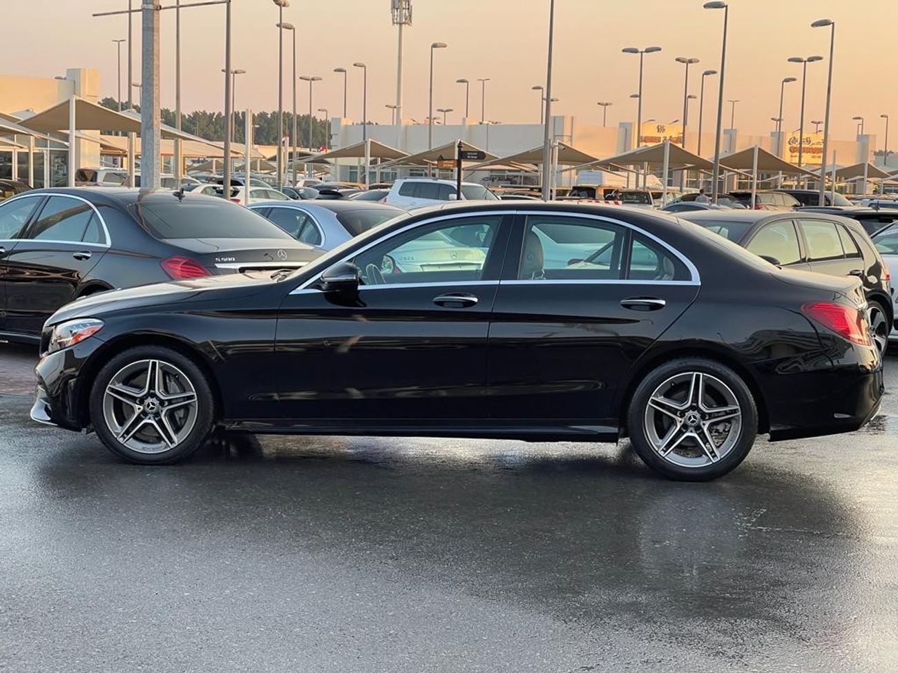 Mercedes-Benz C 300 AMG Pack Mercedes C 300 _American_2019_Excellent Condition _Full option