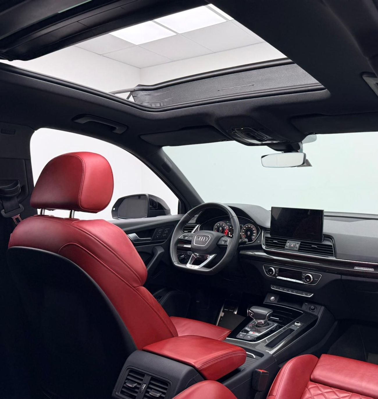 Audi SQ5 TFSI quattro 3.0L 2023 SQ5 3.0 TFSI Quattro, Audi Warranty+Full Service History, GCC