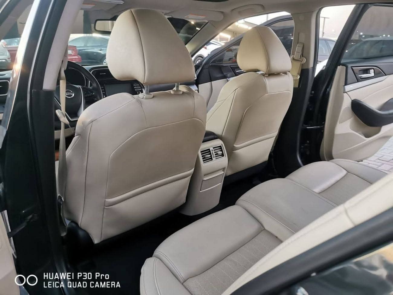 Nissan Maxima SV 3.5L Full panoramic sunroof low mileage