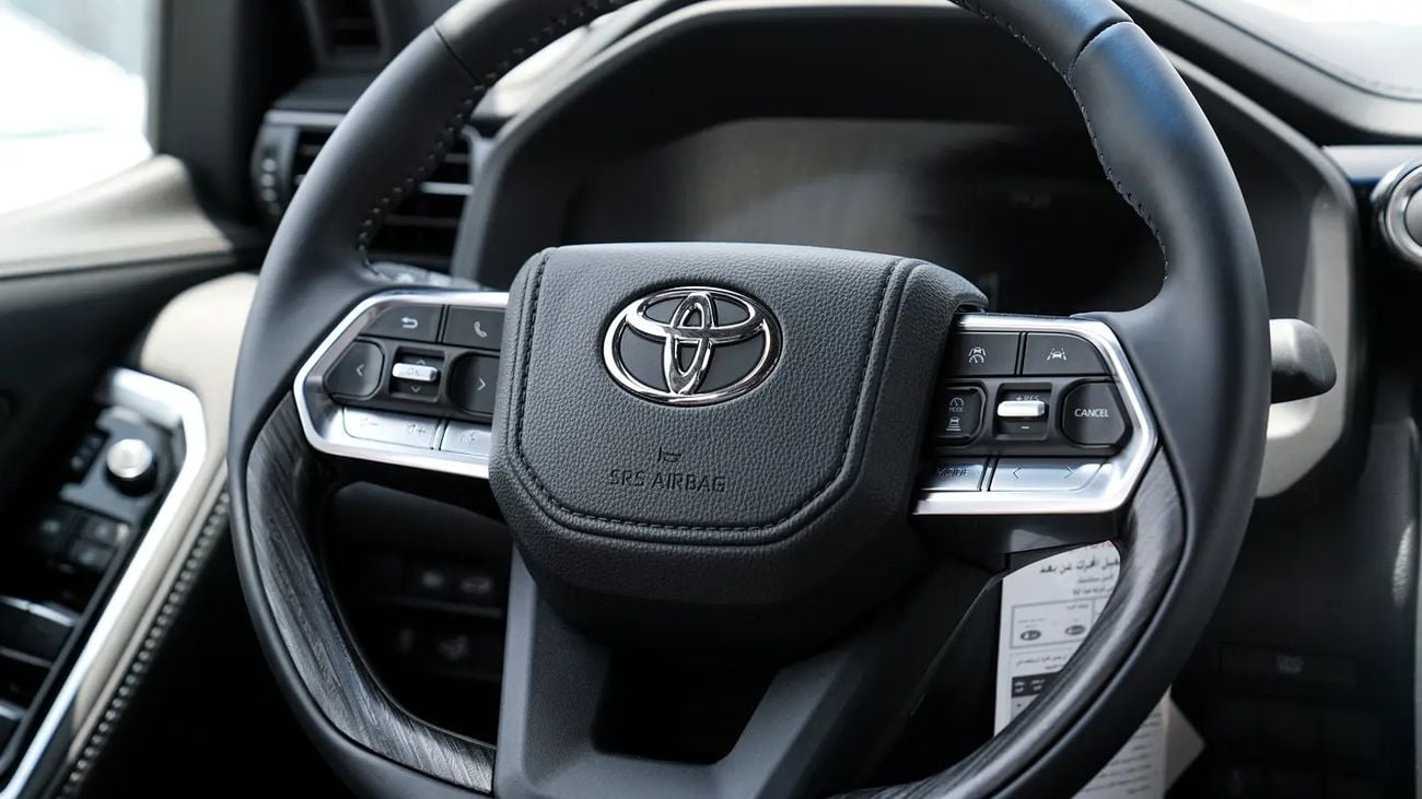 تويوتا لاند كروزر VXR 3.3L DIESEL GCC Specs