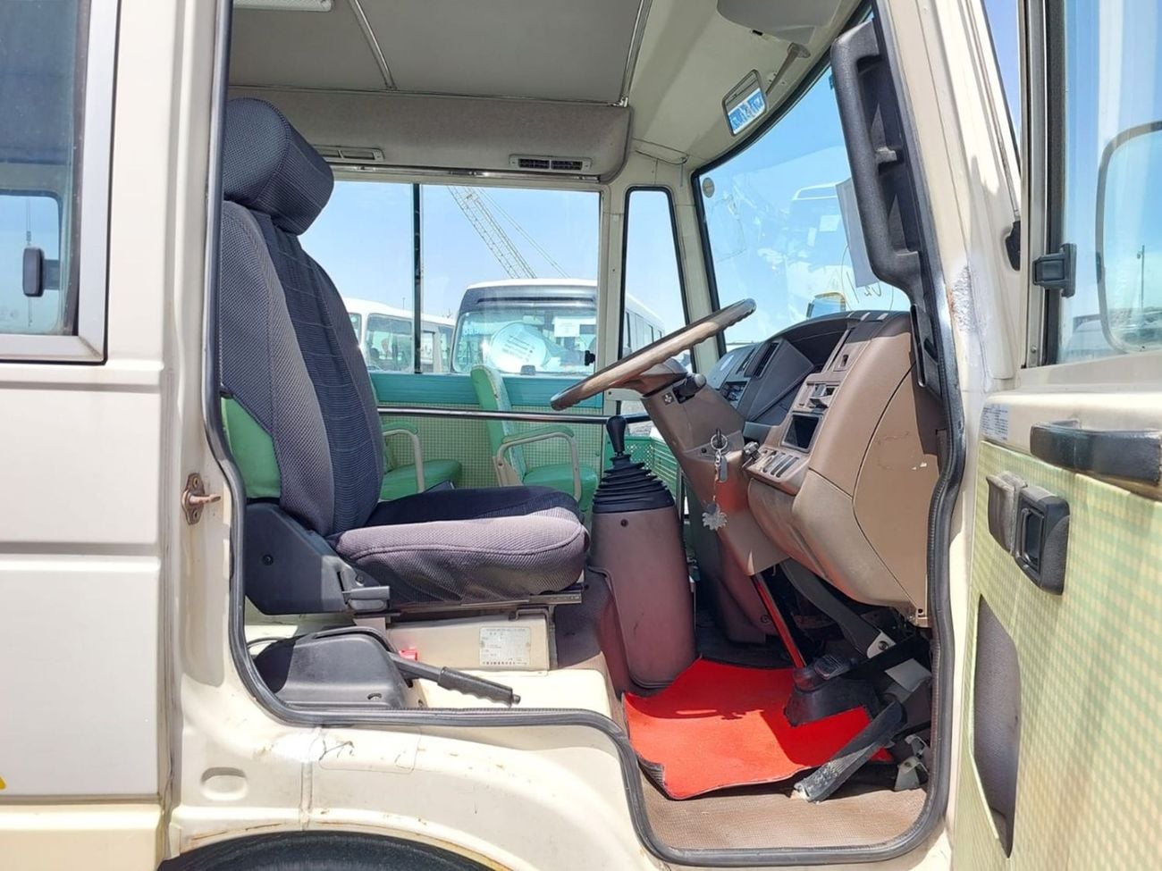 نيسان سيفيليان NISSAN CIVILIAN BUS RHD 1998 MODEL 3.4 L DIESEL MANUAL(PM02034)