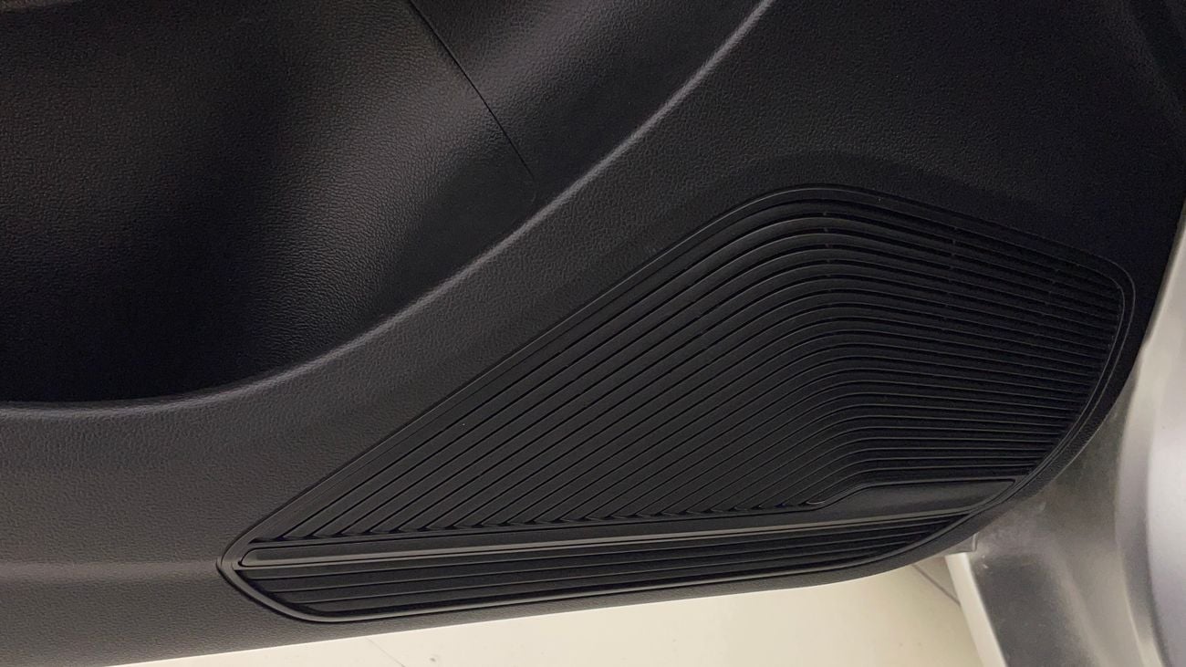 أم جي 5 LUXURY 1.5 | بدون دفعة مقدمة | اختبار القيادة في المنزل