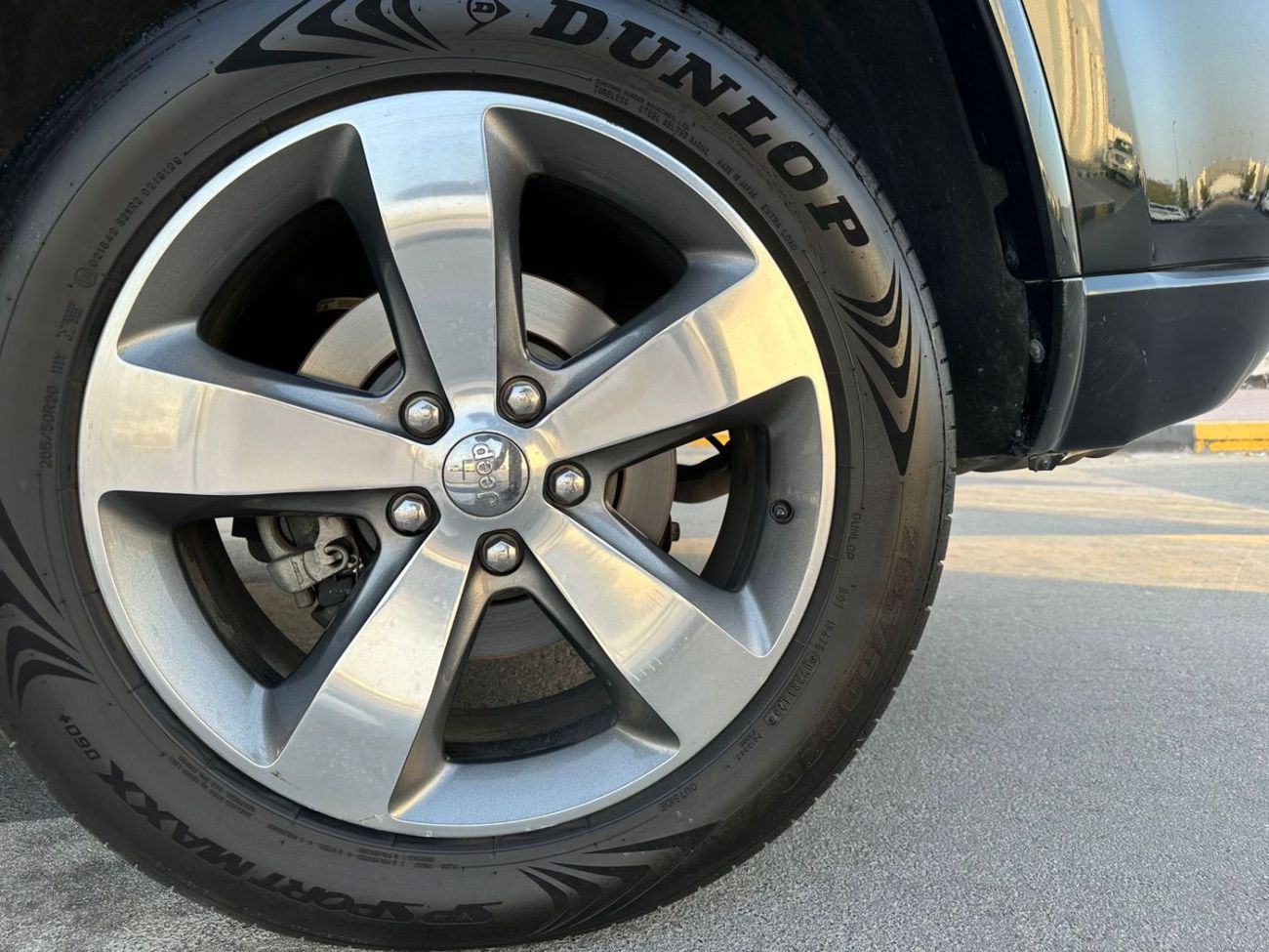 Jeep Grand Cherokee Overland 5.7L (360 HP)