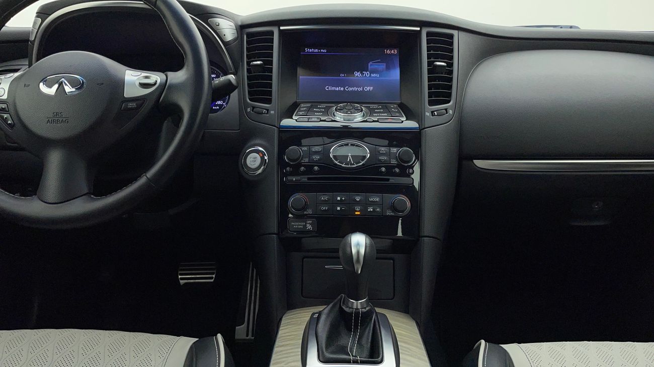 Infiniti QX70 LUXURY 3.7 | Zero Down Payment | Home Test Drive