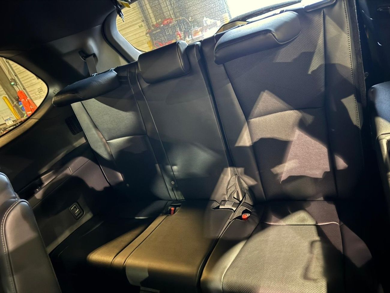 Toyota Grand Highlander PLATINUM HYBRID MAX