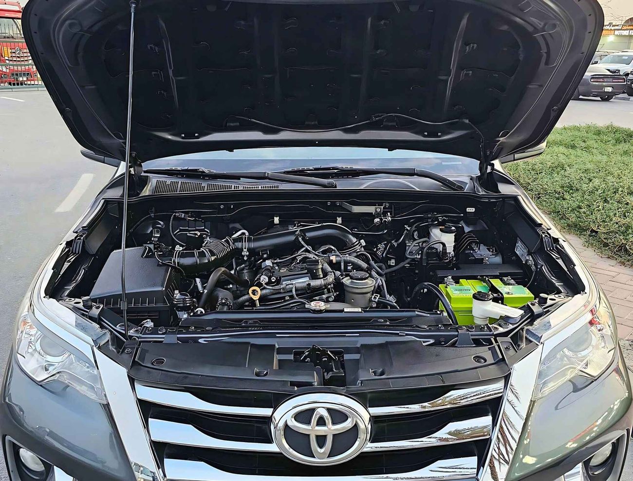 Toyota Fortuner V4 /4WD/ NON ACCIDENT/ ORIGINAL COLOR/ 1199 MONTHLY / LOT# 90501