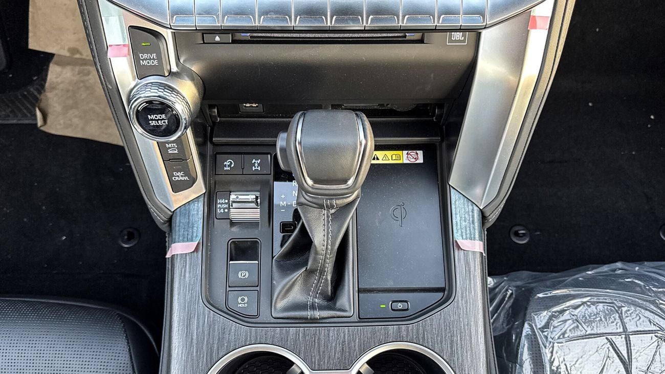 Toyota Land Cruiser 300 GR SPORT 3.3L DIESEL A/T Floor 5-SEATERS EUROPEAN BRAND NEW 2023 0KM