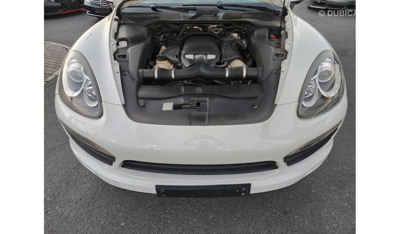 بورش كايان أس Porsche Cayenne S_Gcc_2014_Excellent_Condition _Full option