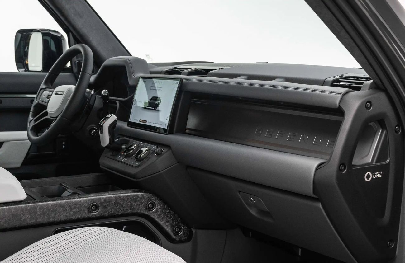 لاند روفر ديفندر 4.4L V8 Twin-Turbo Mild Hybrid Engine