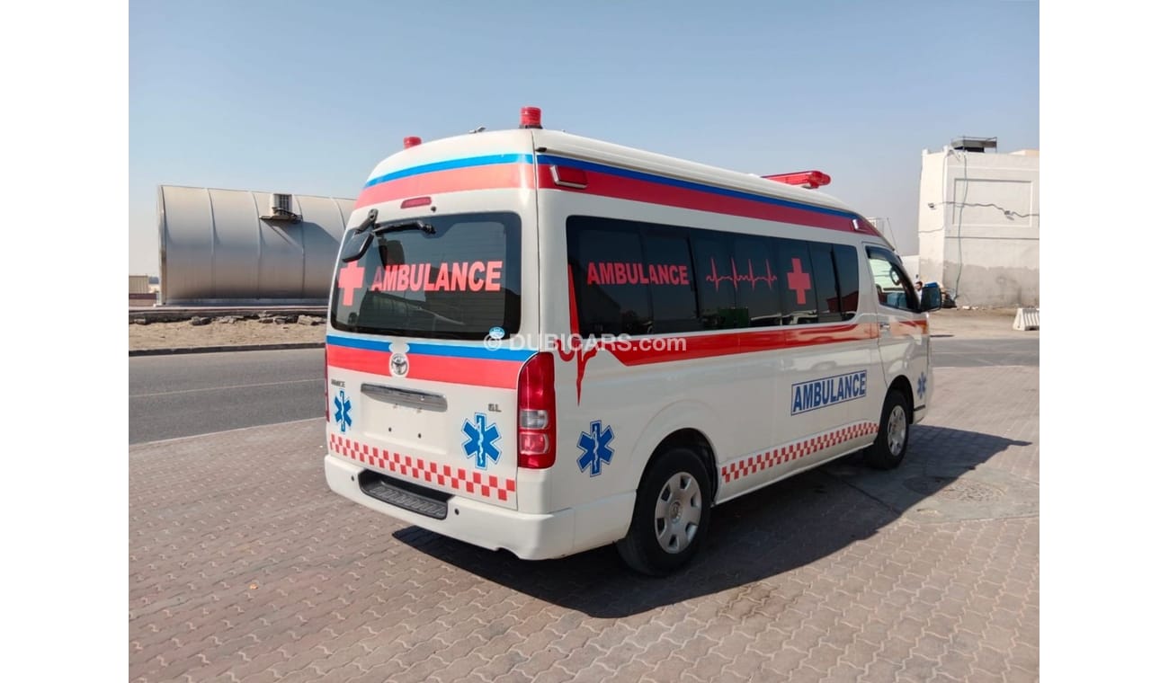 Toyota Hiace TOYOTA HIACE AMBULANCE RIGHT HAND DRIVE (PM1244)