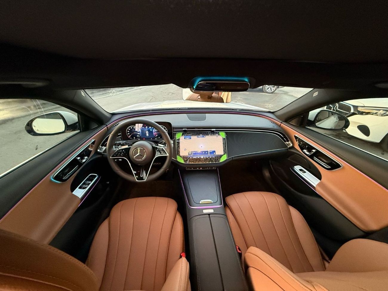 Mercedes-Benz E200 2.0L