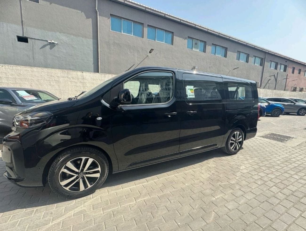 بيجو ترافلر VIP L3