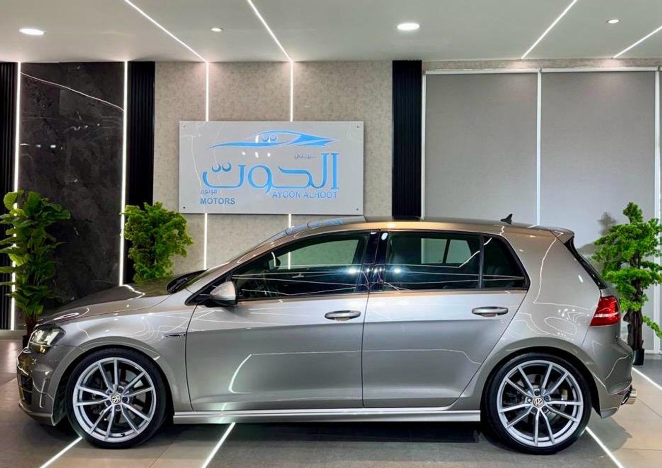 فولكس واجن جولف ار AWESOME VOLKSWAGEN GOLF R || UNIQUE COLOR || FULL OPTIONS || GCC || PERFECT CONDITION || LOW MILEAGE