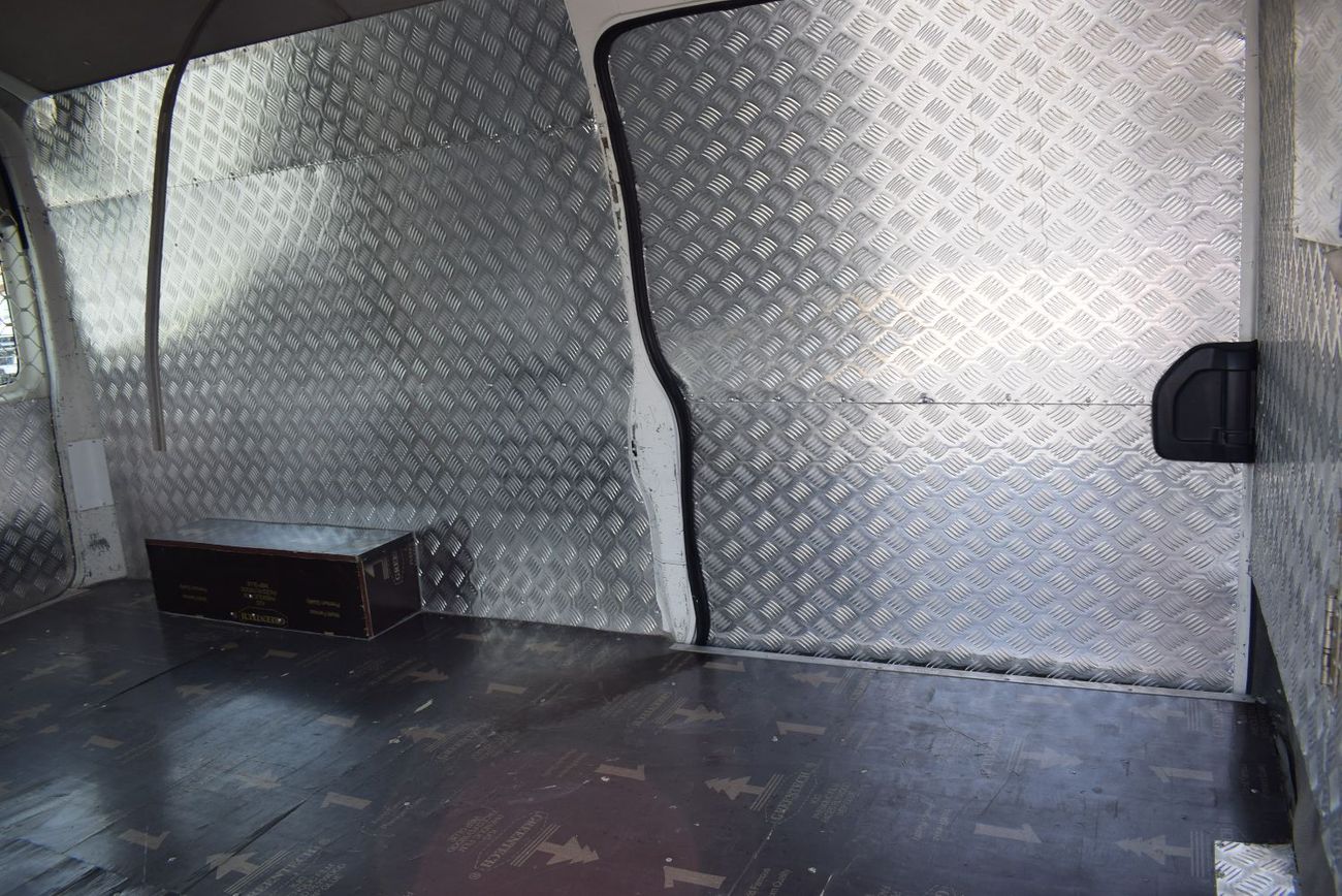 Toyota Hiace GLS -High Roof  Panal Van 2.7L