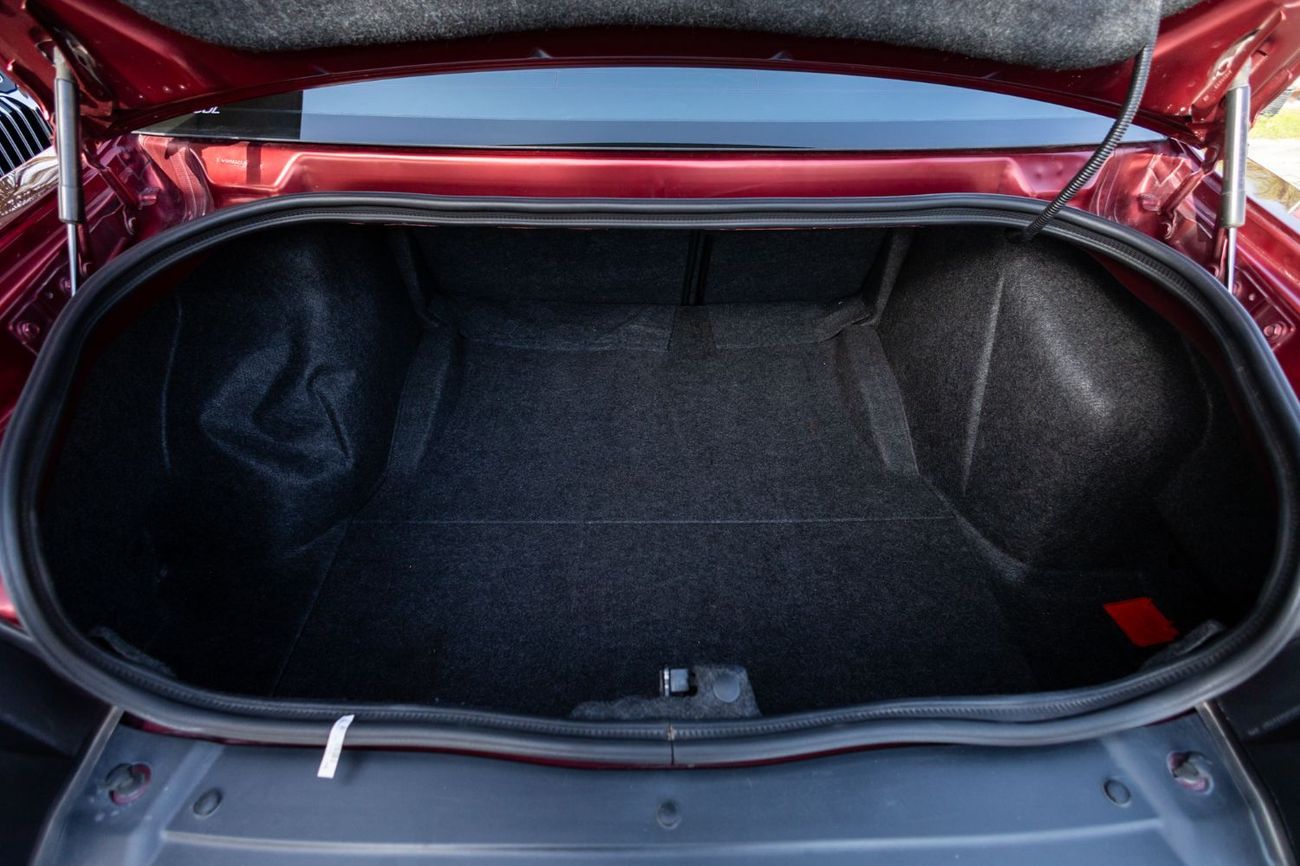 Dodge Challenger SXT Plus 3.6L