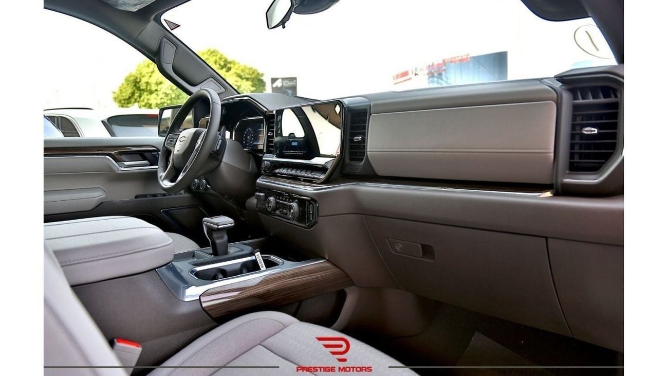 شيفروليه سيلفارادو LT Z71 4WD Crew Cab. GCC 3 Years Warranty. Local Registration +5%