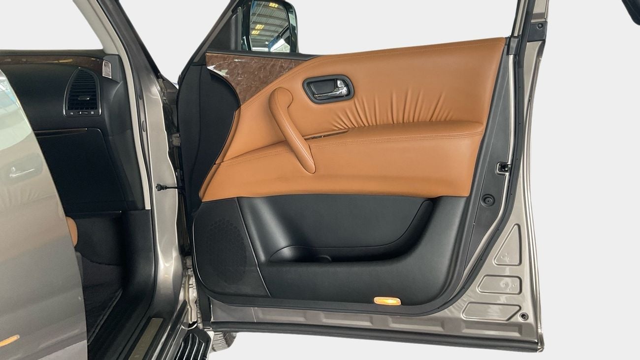 إنفينيتي QX80 Excellence (8 Seater) | شامل الضمان | 0 ﺪﻔﻋﺓ ﺃﻮﻟﻯ