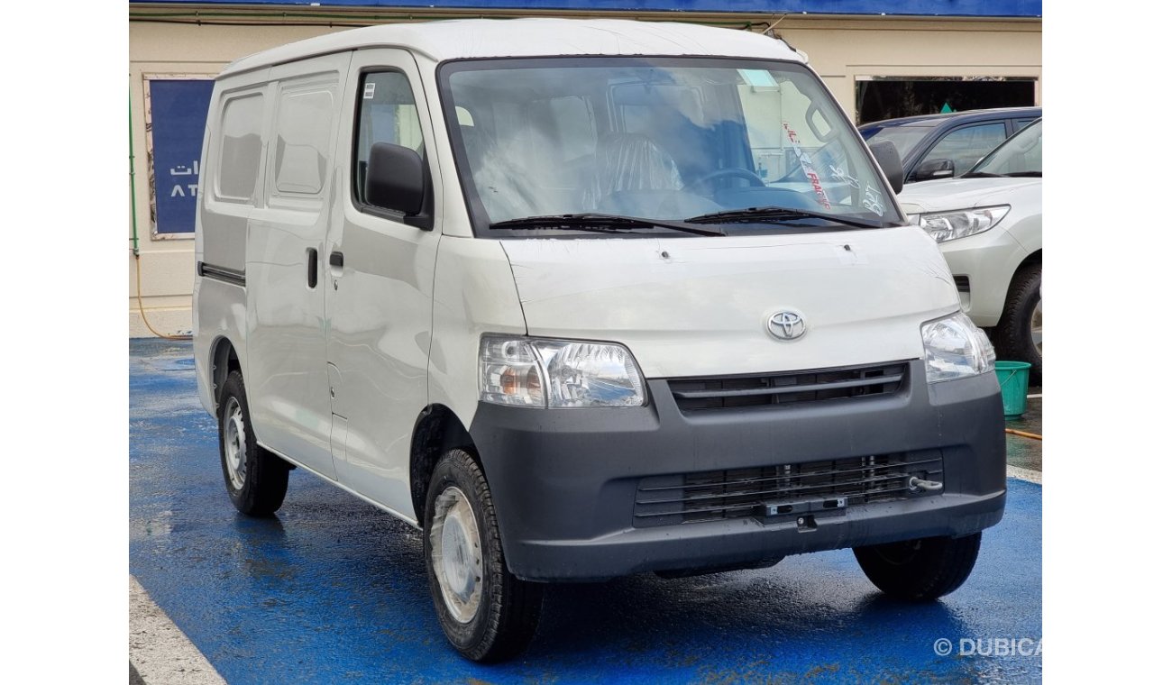تويوتا لايت آيس Van MT 2023‬ - For Export