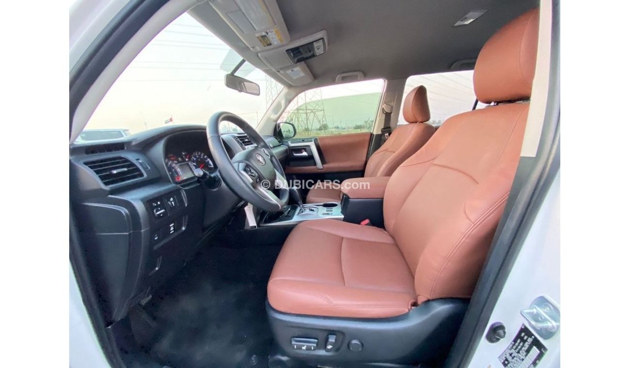 Toyota 4Runner 2017 TOYOTA 4 RUNNER SR5 / MID OPTION