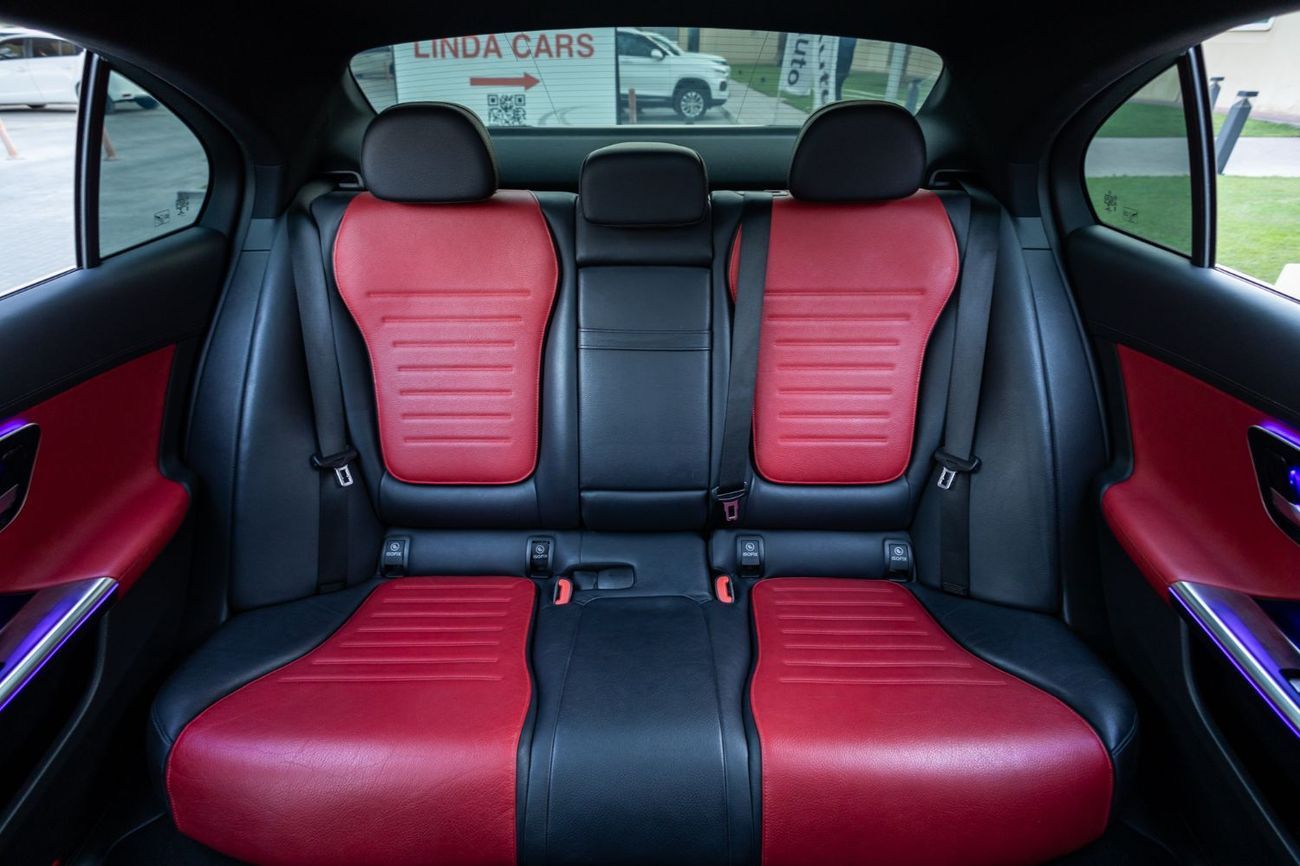 Mercedes-Benz C 200 Premium 2.0L