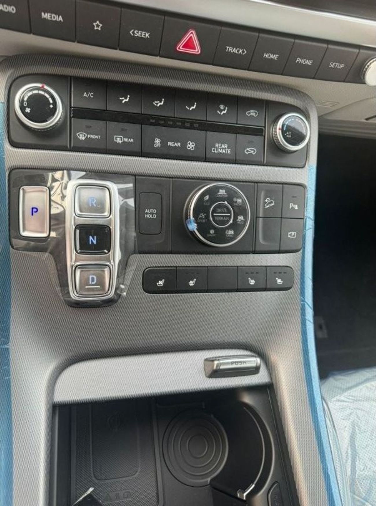 هيونداي باليساد 3.5L PETROL 7 SEATS V6 2024