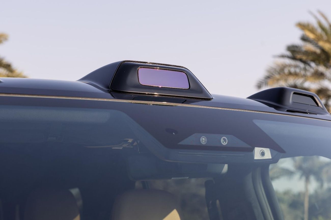 بي واي دي ليوبارد 8 Smart and Brave Flagship Edition (6 Seats)