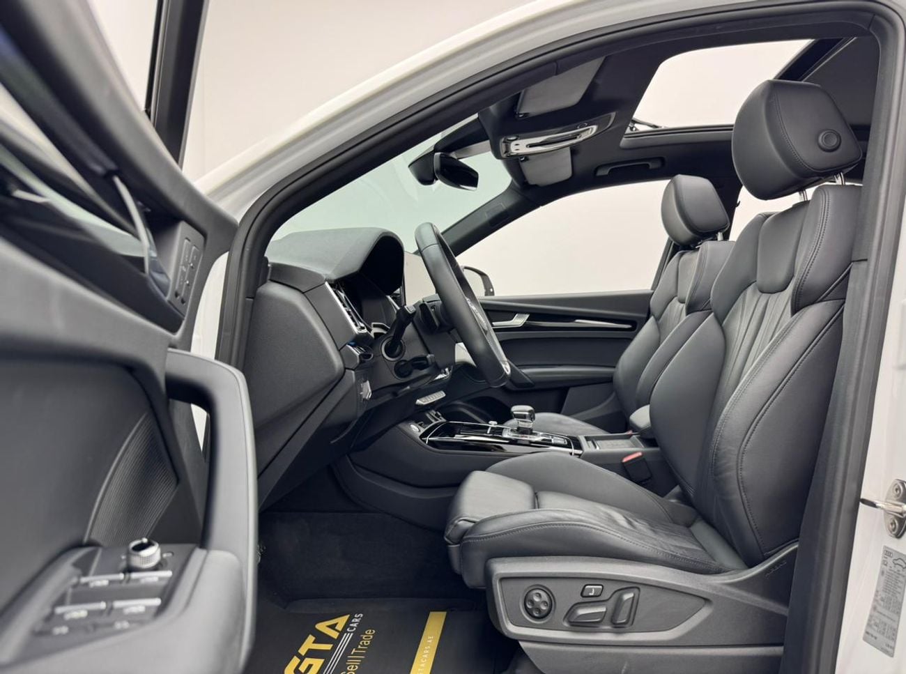 Audi Q5 45 TFSI S-LINE 2024 Audi Q5 Sportback S-Line 45 TFSI Quattro, 2029 Audi Warranty and Service Pack, G