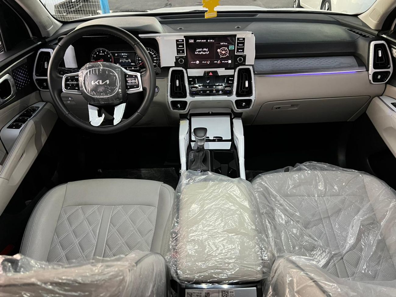 كيا سورينتو Std 2.5L AWD