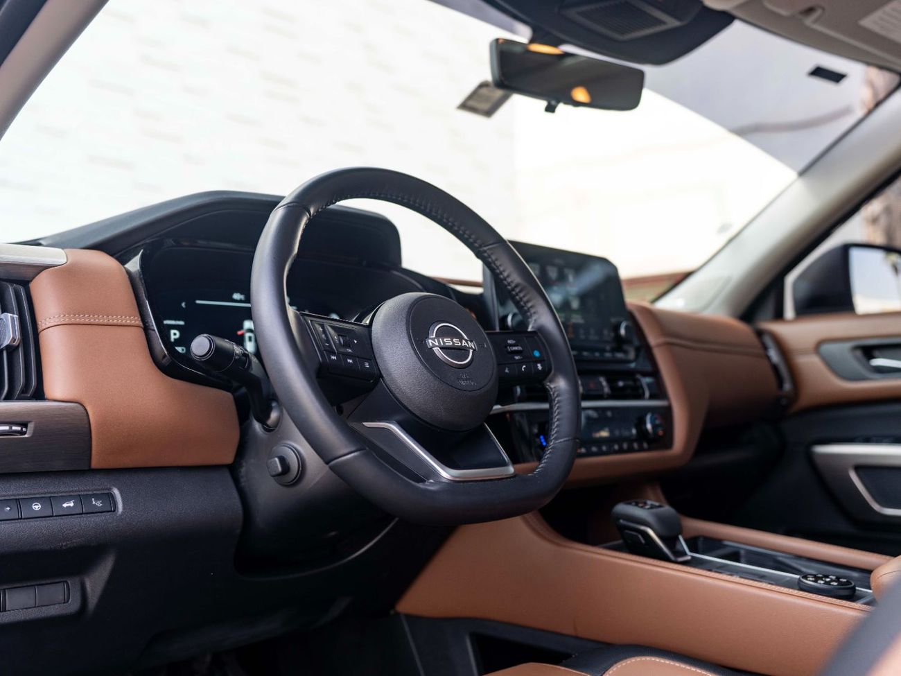 Nissan Pathfinder SL 3.5L (5 Seater)