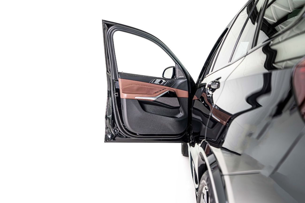 بي أم دبليو X5 50i M Sport 4.4L