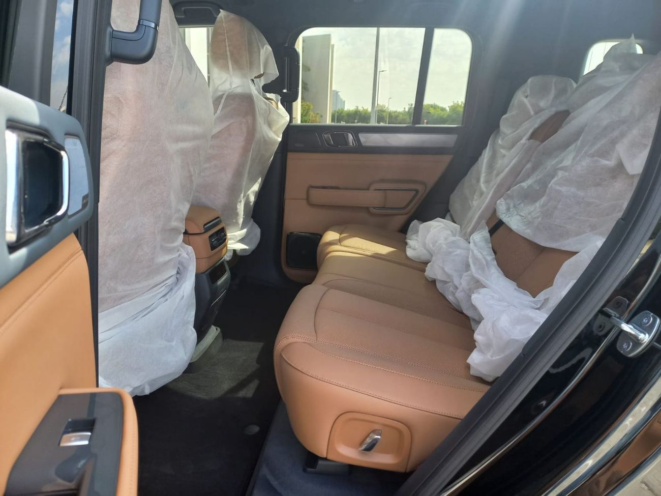 بي واي دي ليوبارد 5