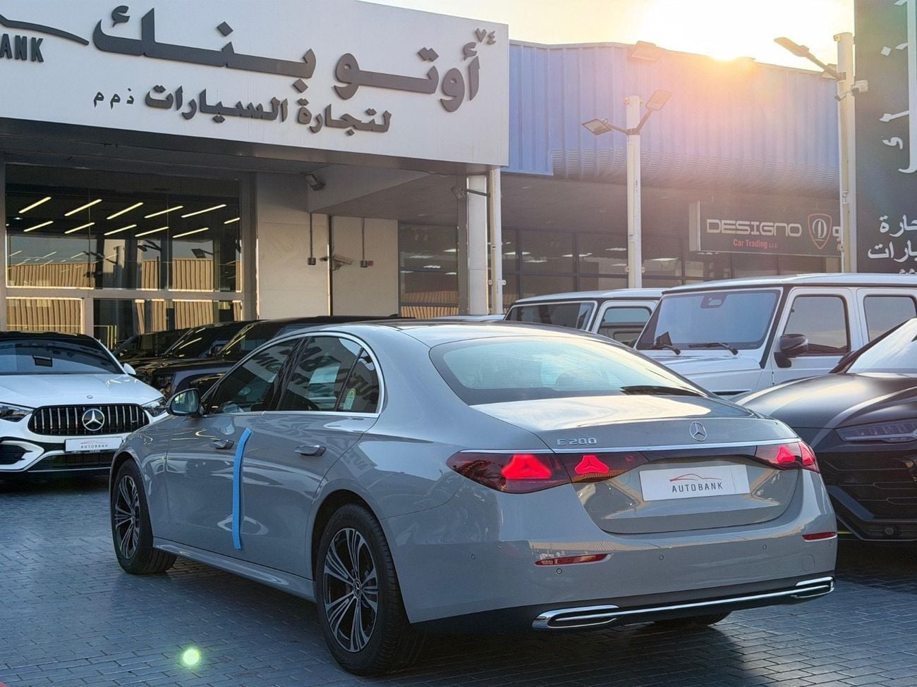 مرسيدس بنز E200 2.0L