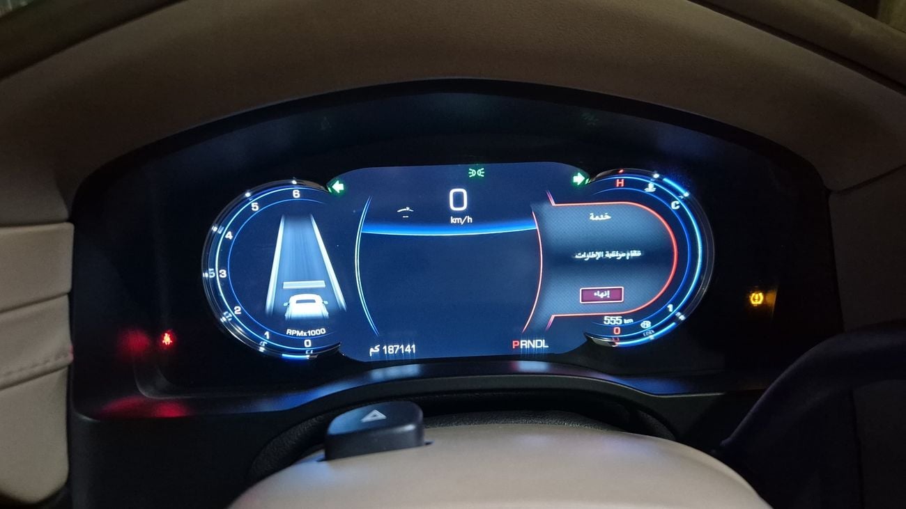 كاديلاك إسكالاد Premium Luxury 6.2L 4WD