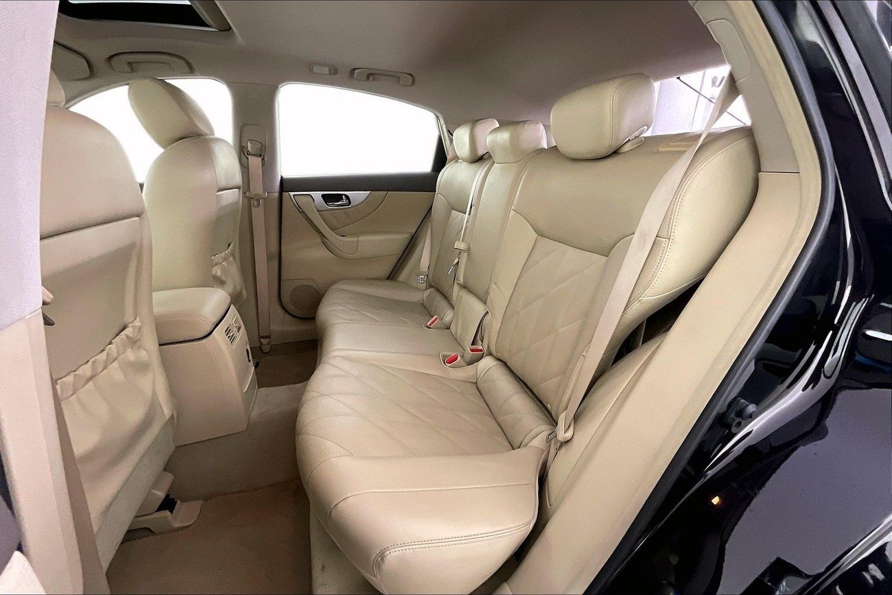 Infiniti QX70 Luxury / Luxe Sensory | Guaranteed Warranty | 0 Down Payment