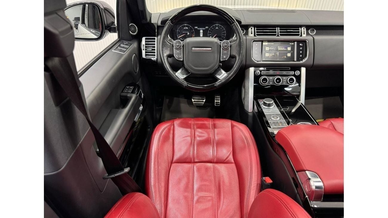 Land Rover Range Rover 2016 Range Rover Vogue SE Supercharged, 2025 Warranty, 2027 GTA Service Pack, Fully Loaded, GCC