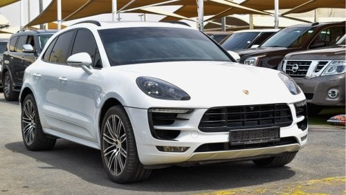 Porsche Macan S