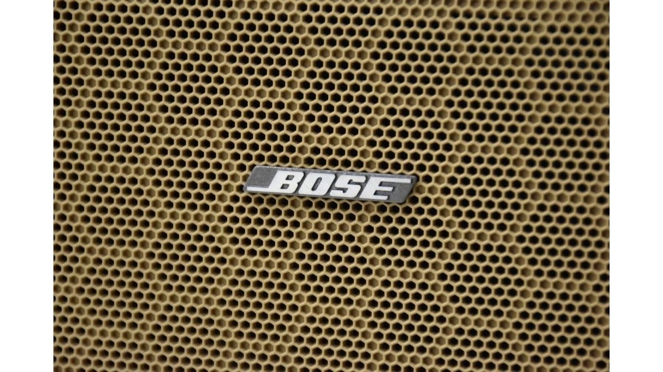 بورش كايان EXCELLENT DEAL for our Porsche Cayenne S ( 2013 Model ) in White Color GCC Specs