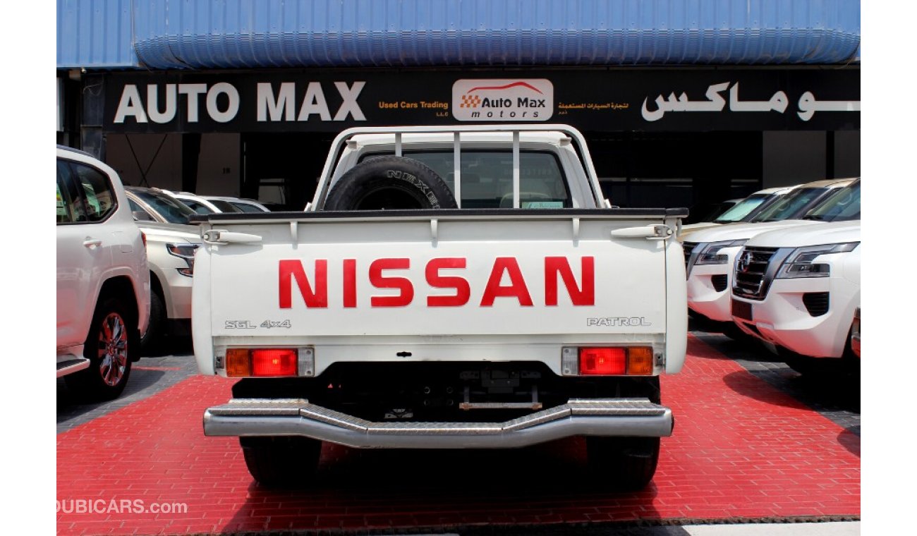 Nissan Patrol (2013) PICK UP SGL 4X4 ,GCC