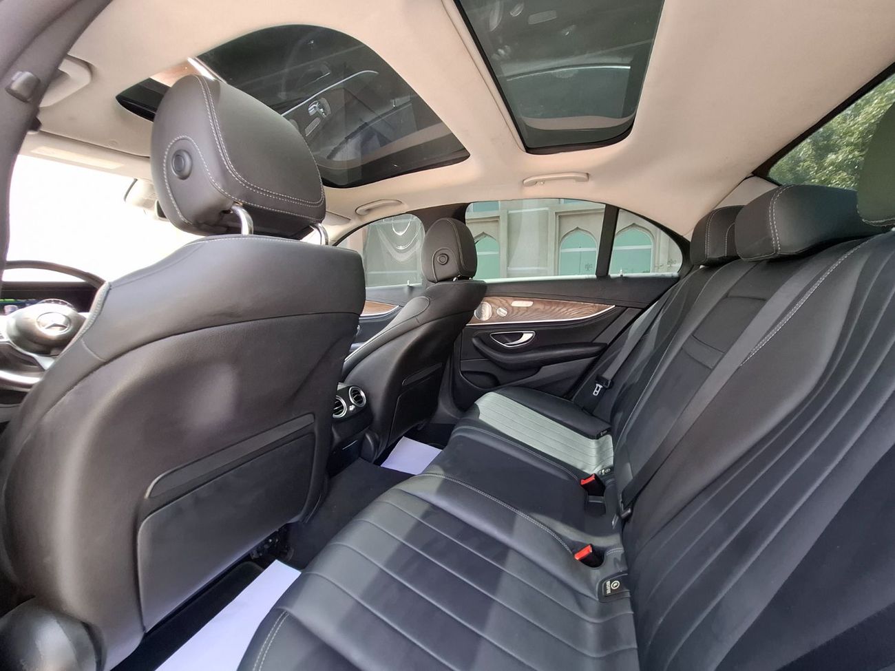 مرسيدس بنز E300 مرسيدس بنز E300e 2019