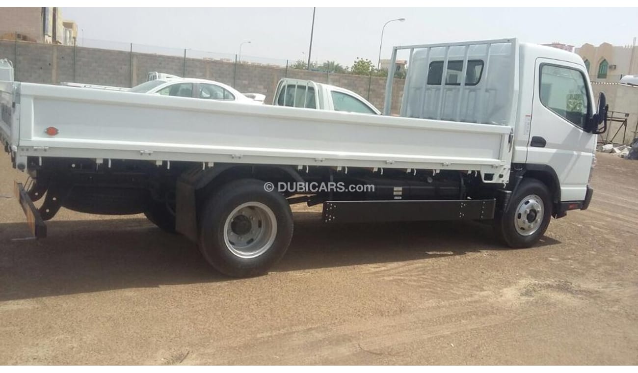 Mitsubishi Fuso Canter 4 ton  with  cargo body