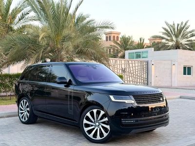 Land Rover Range Rover HSE P530 | GCC Specs | Low Mileage
