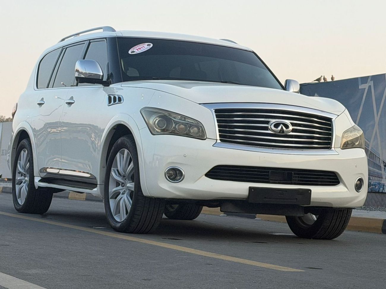 إنفينيتي QX56 فل اوبشن رقم واحد