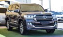 Toyota Land Cruiser GXR V8 5.7