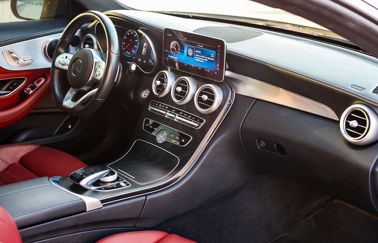 Mercedes-Benz C 200 Benz 2022 very clean car outside and inside