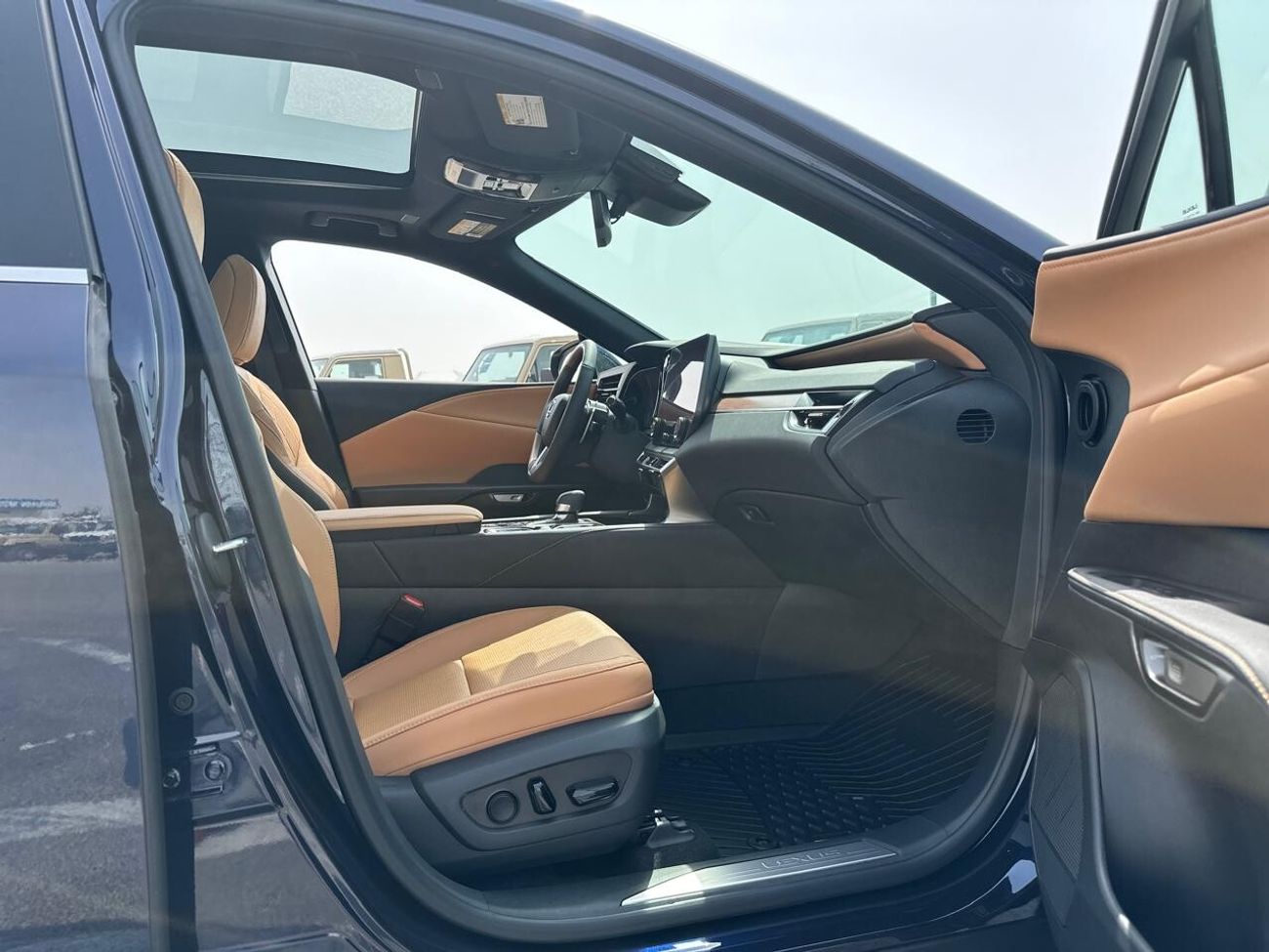 Lexus RX350 AWD - LUXURY - MY 2024 - CANADA SPC - BLUE_TAN (EXPORT OFFER)